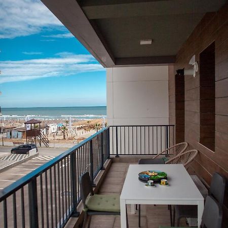 Green Apartament Near The Beach Năvodari 외부 사진